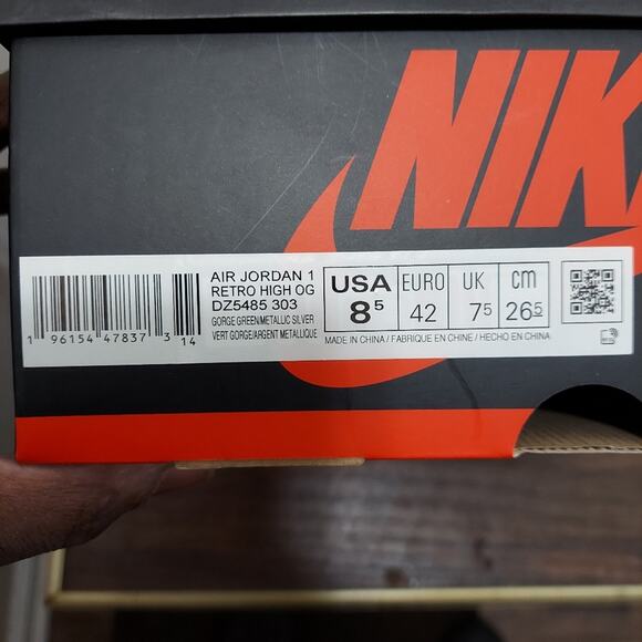 Jordan 1 Retro High OG Gorge Green Basketball Sneakers Men's Size 8.5 - Picture 11 of 11